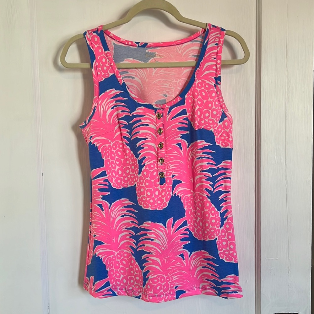 Lilly Pulitzer shirt in size small